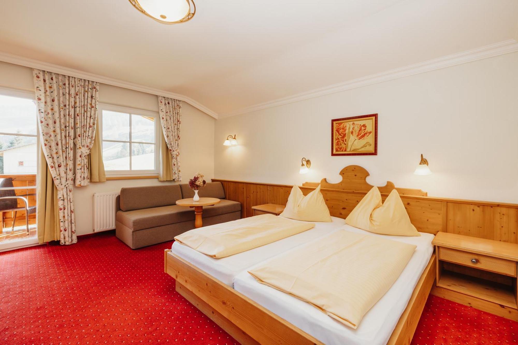 Hotel Lammwirt Grossarl Bagian luar foto