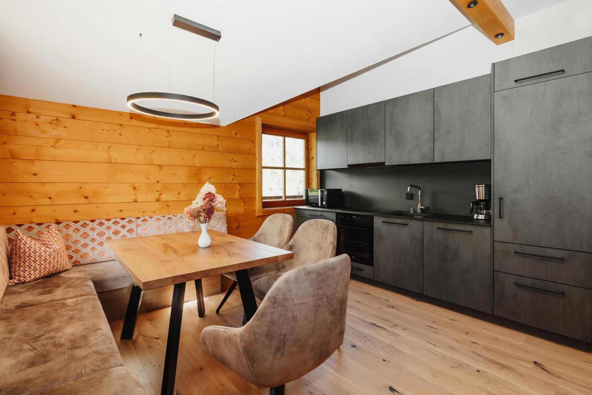 Hotel Lammwirt Grossarl Bagian luar foto