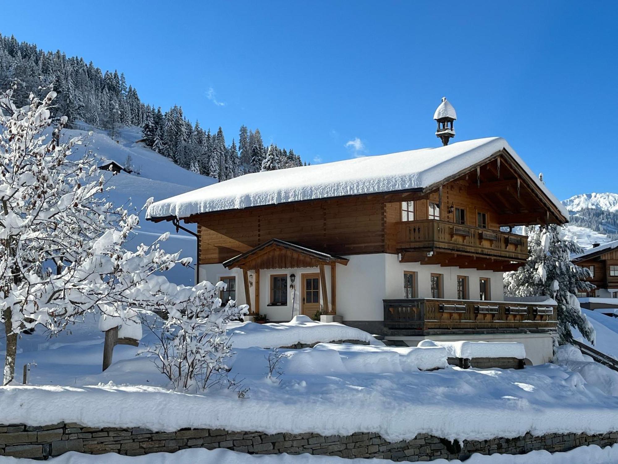 Hotel Lammwirt Grossarl Bagian luar foto