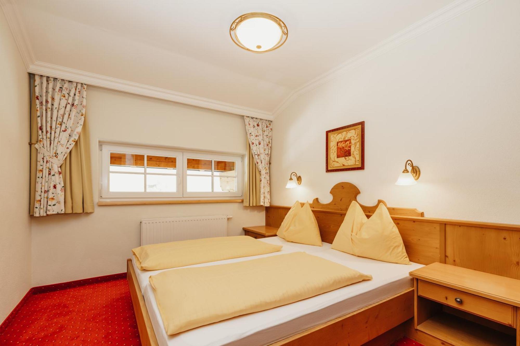 Hotel Lammwirt Grossarl Bagian luar foto